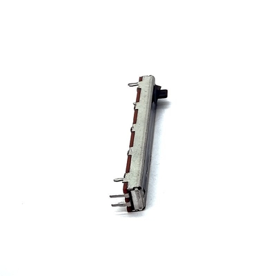 Chiết áp trượt carbon 9mm 10k 1ohm Nồi trượt có động cơ cho card âm thanh