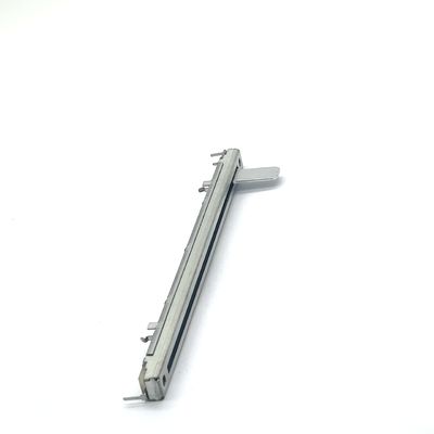 Tay cầm kim loại C10042N Du lịch 100mm Rộng 8,1 mm được sử dụng cho tai nghe và micrô của bảng điều khiển âm thanh